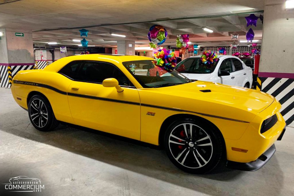 Dodge Challenger 6.4&nbsp;SRT/8