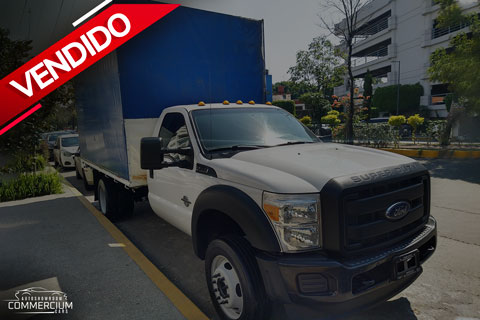 Ford F-550 V8 Super&nbsp;Duty