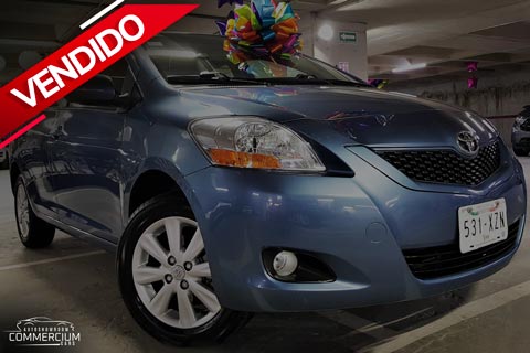 Toyota Yaris Premium