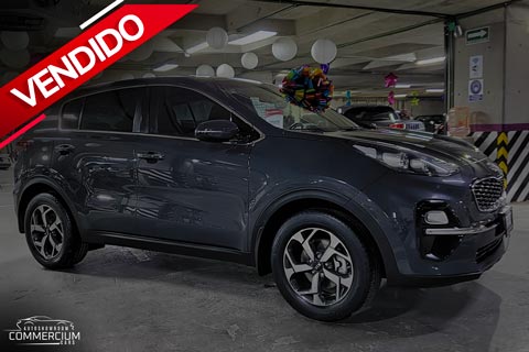 Kia Sportage EX￼