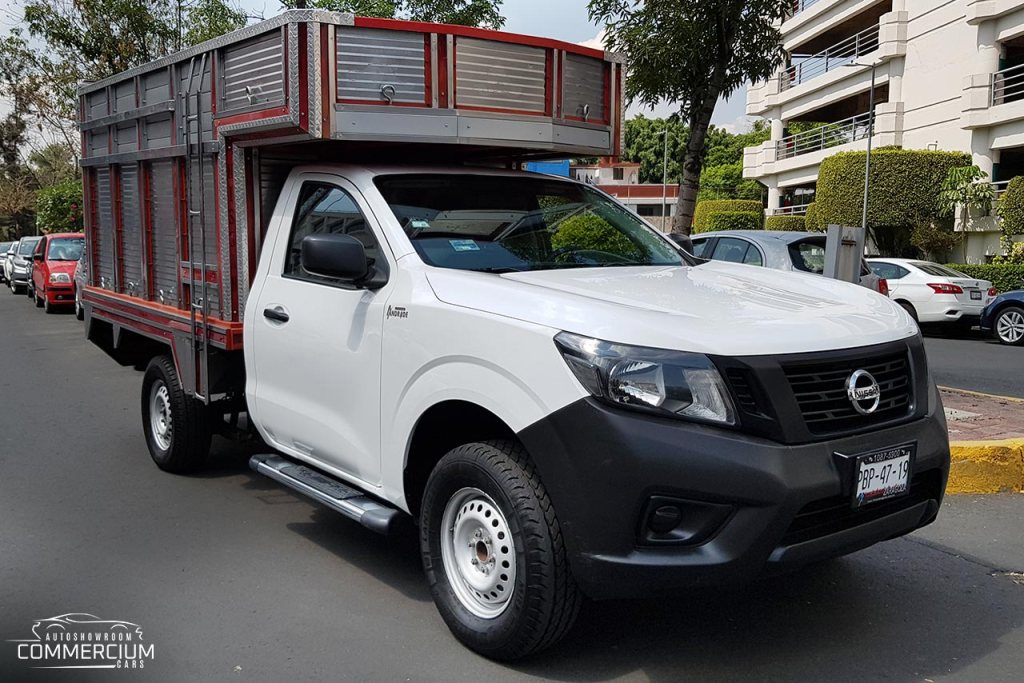 Nissan Np 300&nbsp;Estaquitas￼￼