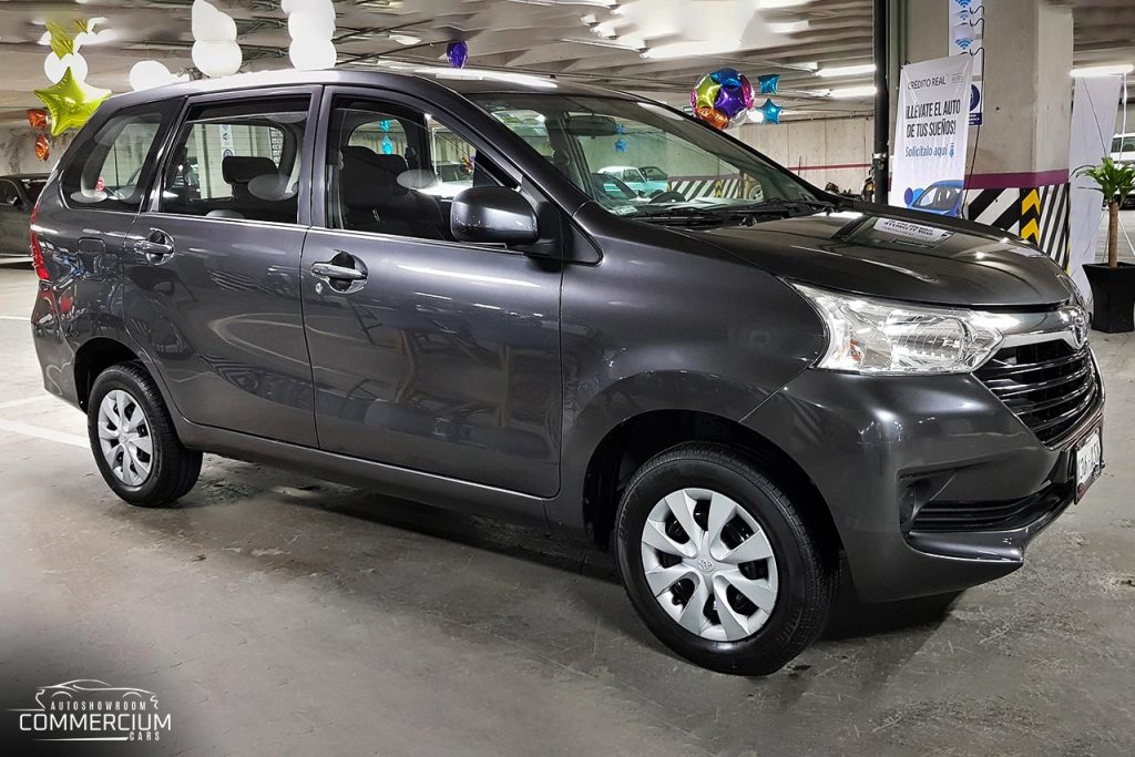 Toyota Avanza LE
