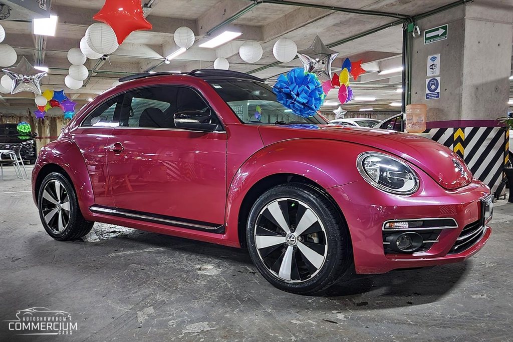 Volkswagen Beetle Pink