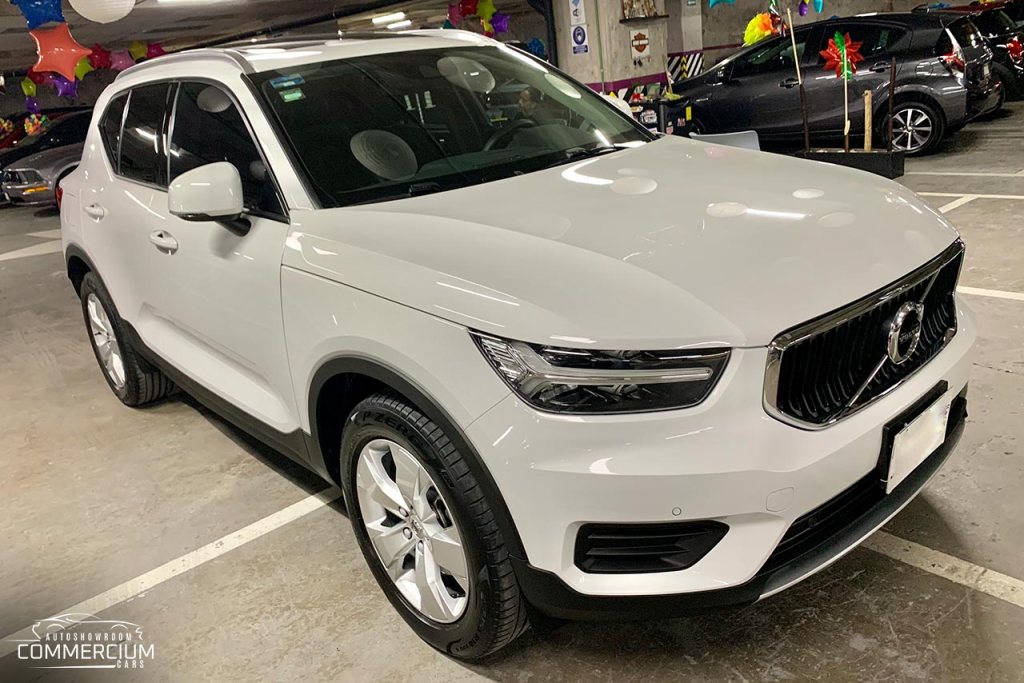 Volvo XC40 Momentum